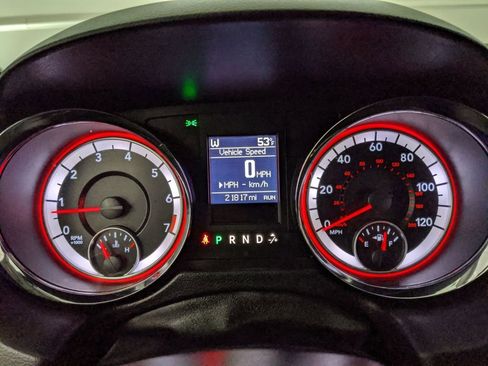 Used 2018 Dodge Grand Caravan SE w/ UConnect Hands-Free Group image 12