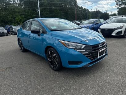 New 2025 Nissan Versa SR w/ Trunk Package