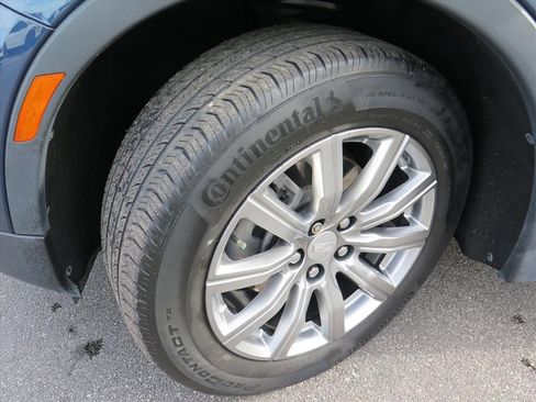 Used 2020 Cadillac XT4 Premium Luxury w/ Cold Weather Package image 25