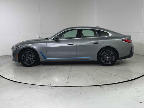 Used 2023 BMW i4 eDrive40 image 5