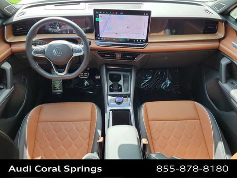 Used 2026 Volkswagen Tiguan SEL R-Line AWD/4WD image 18