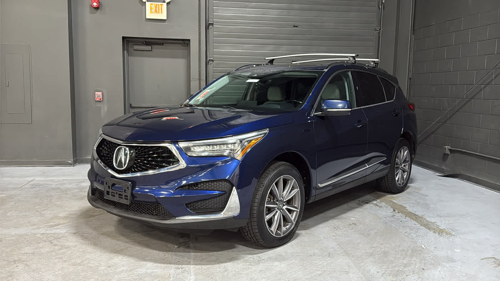 Used 2020 Acura RDX w/ Technology Package AWD/4WD image 3