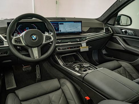 New 2026 BMW X7 xDrive40i w/ M Sport Package image 28