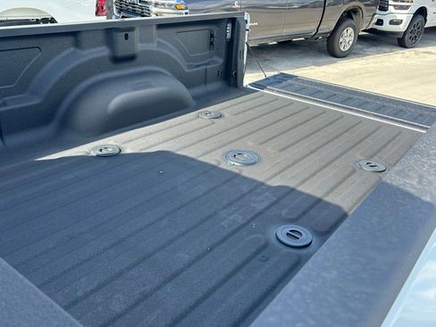 New 2025 RAM 3500 Limited image 28