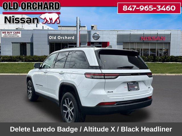 Used 2023 Jeep Grand Cherokee Altitude AWD/4WD image 9