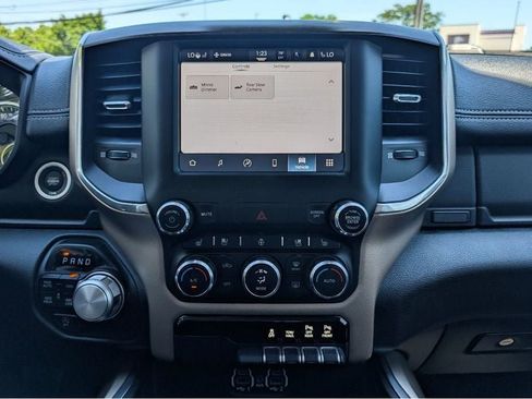Used 2022 RAM 1500 Laramie AWD/4WD image 30