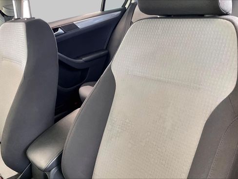 Used 2017 Volkswagen Jetta S FWD image 8