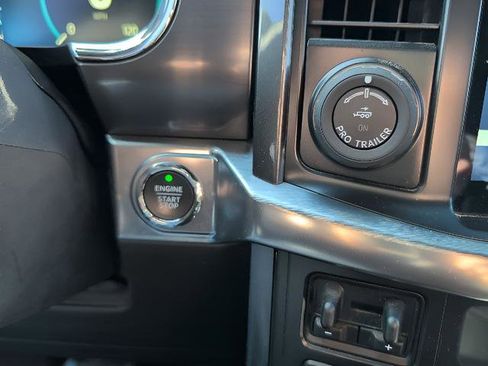 Used 2022 Ford F150 Lariat w/ Equipment Group 502A High image 16