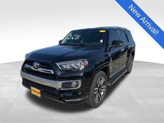 Used 2017 Toyota 4Runner Limited video 3