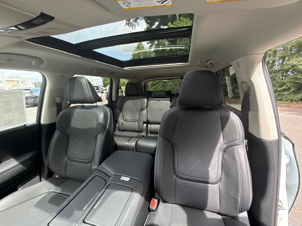 New 2027 INFINITI QX80 Luxe w/ Cargo Package RWD image 21