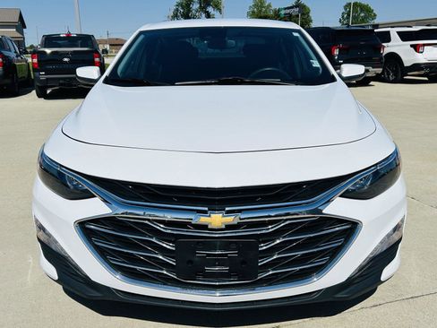 Used 2024 Chevrolet Malibu LT FWD image 30