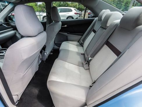 Used 2012 Toyota Camry LE FWD image 25