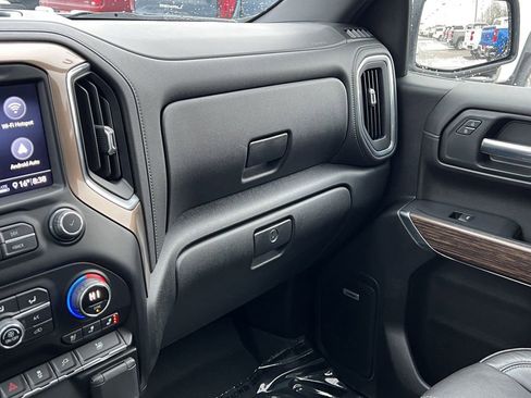 Used 2020 Chevrolet Silverado 1500 High Country w/ Technology Package image 28