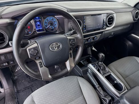 Used 2020 Toyota Tacoma SR5 image 9