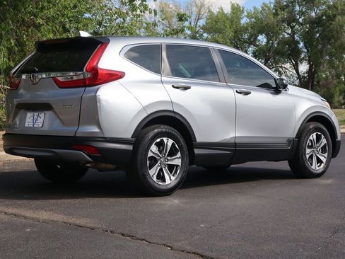 Used 2018 Honda CR-V LX image 5