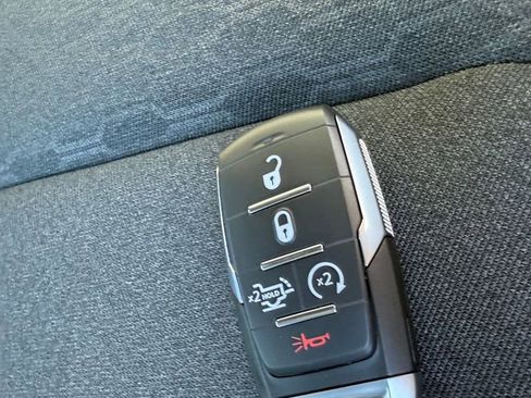 New 2026 RAM 1500 4x4 Crew Cab image 30