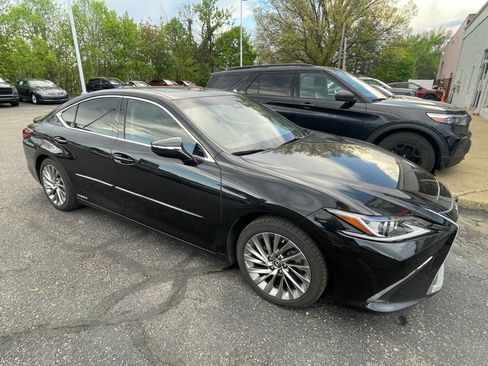 Used 2019 Lexus ES 300h FWD image 6