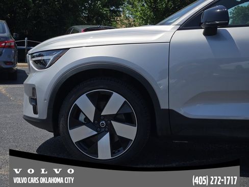 Certified 2023 Volvo XC40 Recharge Ultimate AWD/4WD image 6