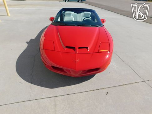 Used 1997 Pontiac Firebird Formula image 9