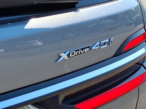 Used 2024 BMW X7 xDrive40i image 38