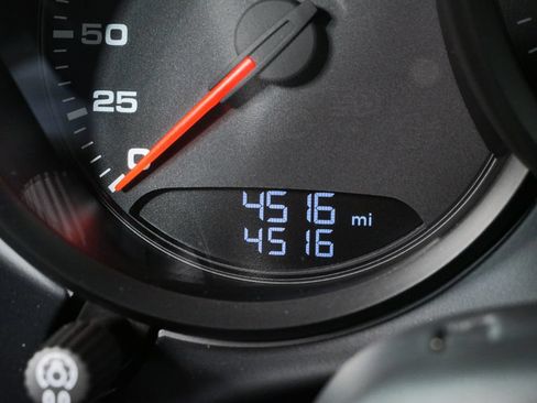Certified 2025 Porsche 718 Cayman GTS RWD image 12