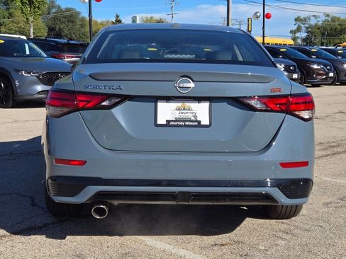 Used 2025 Nissan Sentra SR w/ SR Premium Package image 14
