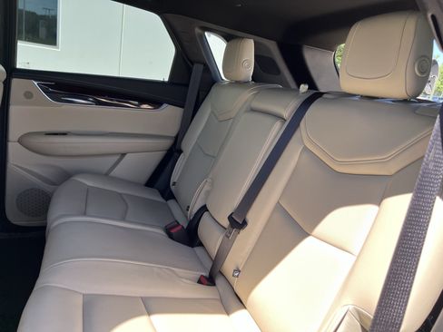 Used 2019 Cadillac XT5 Luxury AWD/4WD image 33