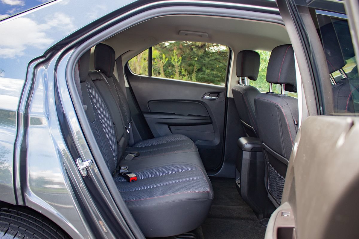 Used 2017 Chevrolet Equinox LT w/ Convenience Package FWD image 17