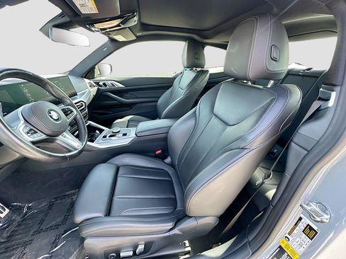 Used 2024 BMW M440i Coupe RWD image 21