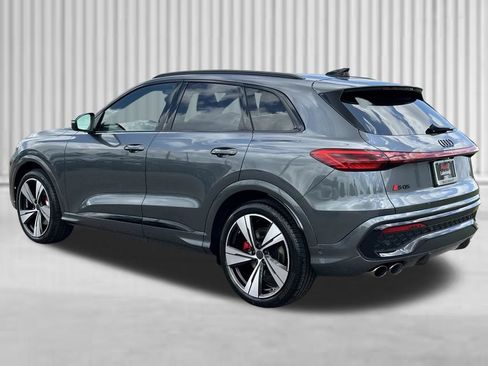 New 2026 Audi SQ5 Premium Plus AWD/4WD image 3