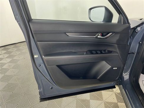 Used 2025 MAZDA CX-5 Carbon Edition image 18