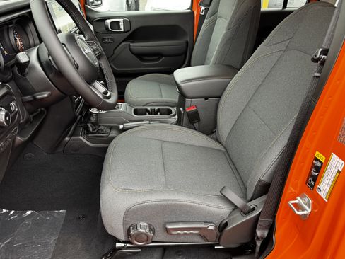 New 2025 Jeep Wrangler Sport S image 17