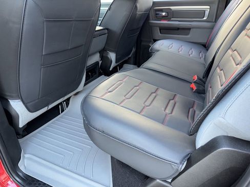 Used 2020 RAM 1500 Classic SLT image 21