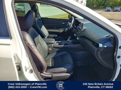 Used 2022 Nissan Altima 2.5 SR w/ Midnight Edition Package FWD image 16