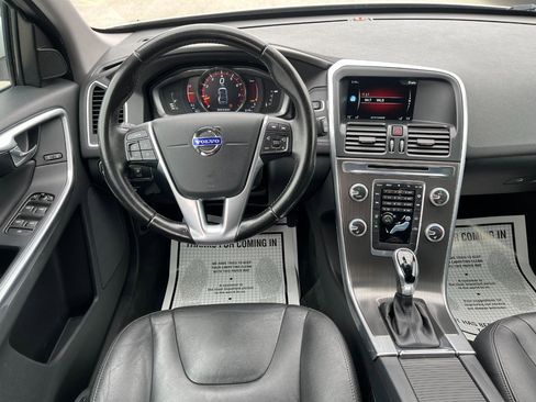 Used 2016 Volvo XC60 T5 Premier image 14