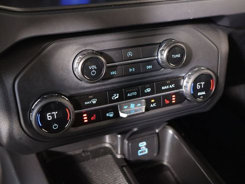 Used 2025 Ford Bronco Big Bend image 8