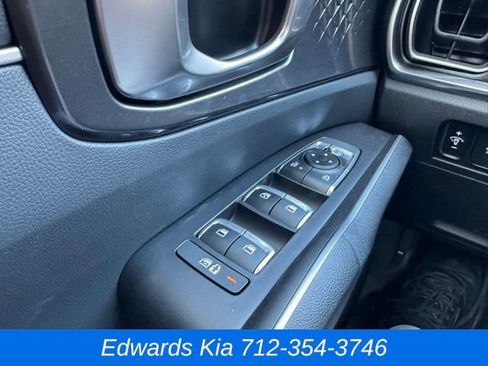 New 2025 Kia Sorento EX w/ Panoramic Sunroof Package image 24