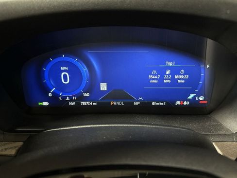 Used 2022 Ford Explorer Platinum w/ Equipment Group 601A AWD/4WD image 12