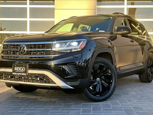 Used 2022 Volkswagen Atlas SE image 1