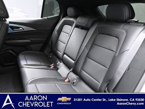 New 2026 Chevrolet Equinox EV LT w/ LPO, Blackout Package AWD/4WD image 12