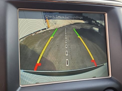 Used 2015 Jeep Grand Cherokee Summit image 19