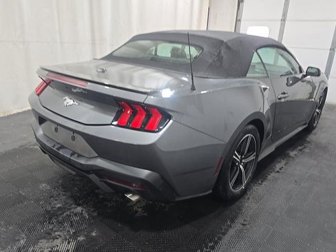 Used 2025 Ford Mustang Premium RWD image 4