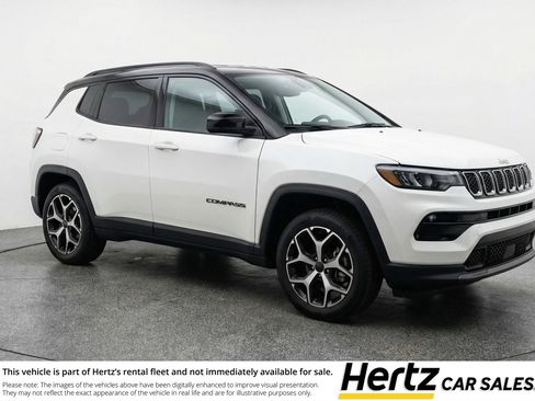Used 2025 Jeep Compass Limited image 1