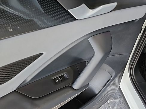 New 2026 Volkswagen Tiguan SE R-Line image 22