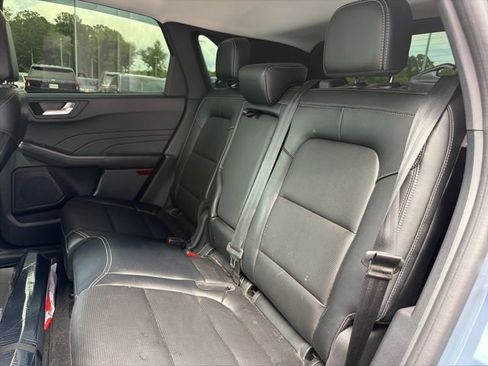 Used 2023 Ford Escape Platinum AWD/4WD image 16