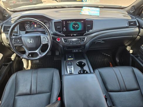 Used 2024 Honda Passport TrailSport image 9