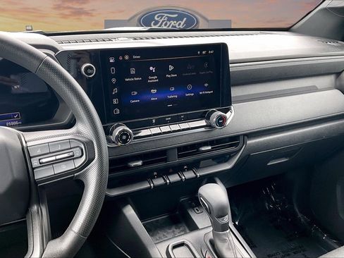 Used 2023 Chevrolet Colorado W/T RWD image 6