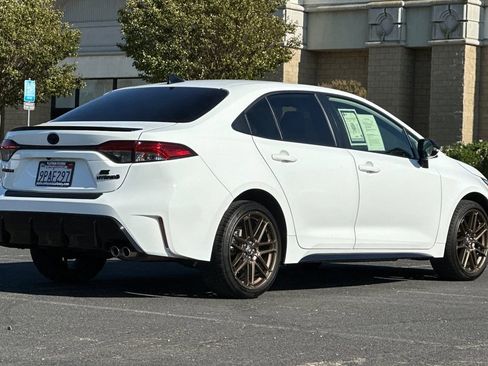 Used 2024 Toyota Corolla SE image 4