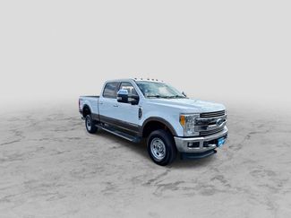Used 2017 Ford F350 Lariat w/ Lariat Ultimate Package AWD/4WD video 2