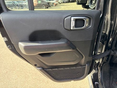 Used 2022 Jeep Wrangler Unlimited Rubicon w/ Xtreme Recon 35" Tire Package image 25